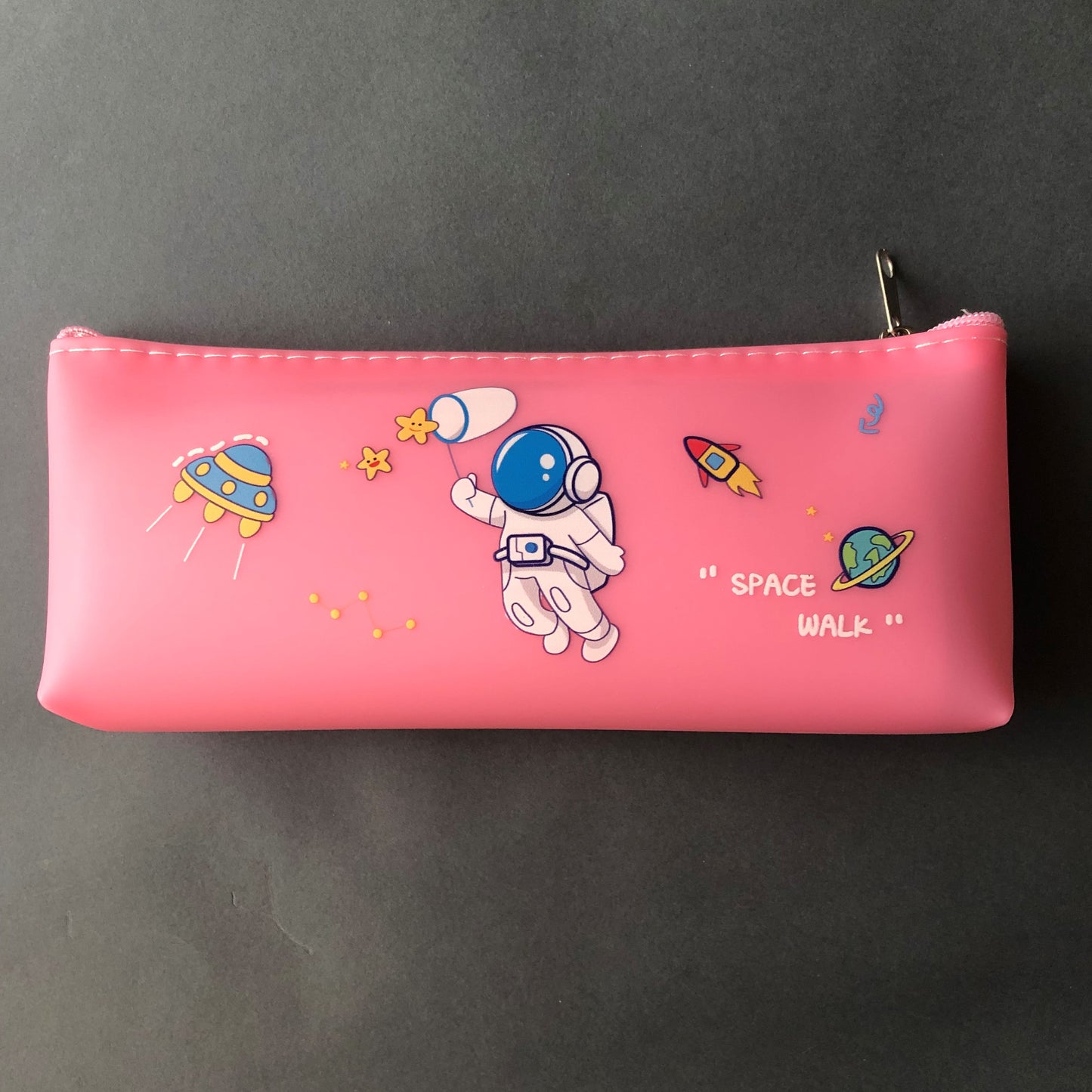 Astronaut Silicon Pencil Case - مقلمة سيليكون