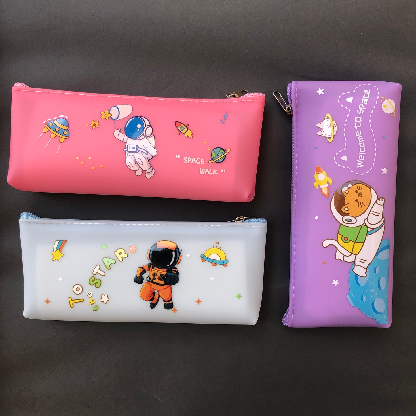 Astronaut Silicon Pencil Case - مقلمة سيليكون